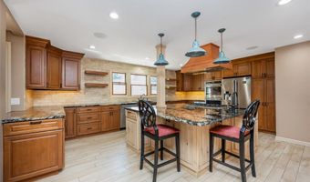 51 Bayside Ave, Amityville, NY 11701