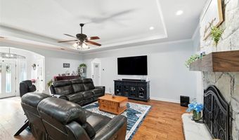 150 Ellis Spring Dr, Weatherford, TX 76085