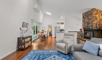 903 Redwood Dr, Aptos, CA 95003