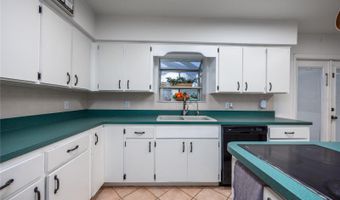 3670 NW 20TH Ave, Bell, FL 32619