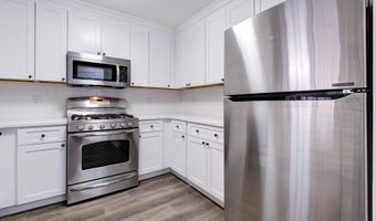 20600 CORNSTALK Ter 202, Ashburn, VA 20147