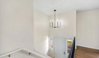 10 Sheffield Rd, Cranston, RI 02920