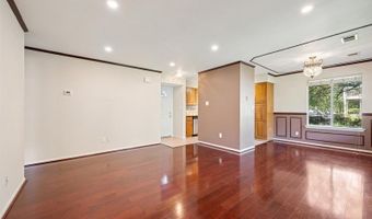 25 SPRUCE Ct, Bedminster, NJ 07921