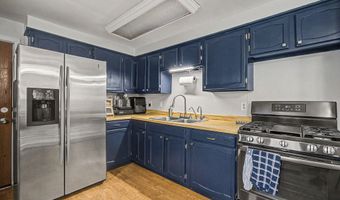 3130 Hill Dr, Adrian, MI 49221