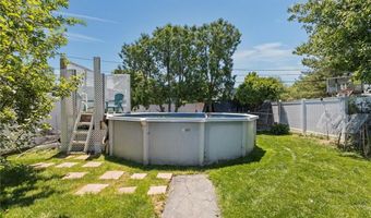 33 Belmont Ave, East Providence, RI 02914
