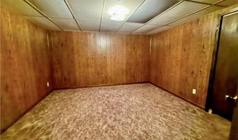 205 S Traster St, Altamont, KS 67330