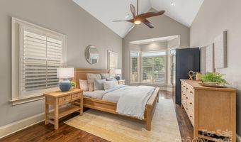 723 E 35th St, Charlotte, NC 28205