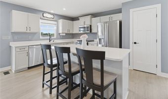 3111 Starlight Cir, Akron, OH 44312