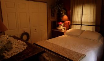4 Brackett Hill Rd, Alfred, ME 04002
