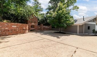 404 Applestone Dr, Ballwin, MO 63021