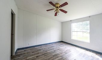 107 Oakridge Dr, Americus, GA 31709