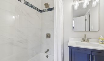 3724 2ND St S, Arlington, VA 22204
