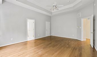 21565 CENTER POINT Cir, Ashburn, VA 20147