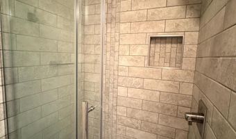 2326 SE Crystal Ave, Aberdeen, SD 57401