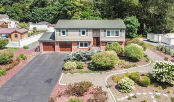 6 Westchester Dr, Albany, NY 12205
