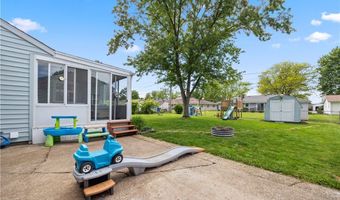 310 N Woodhill Dr, Amherst, OH 44001