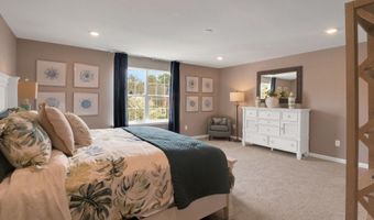 4 Plunder Ave, Barnegat, NJ 08005