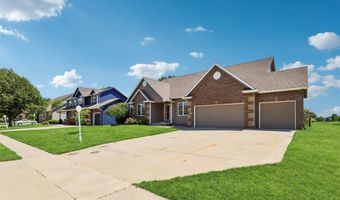 3105 NE Huntington Ln, Ankeny, IA 50021