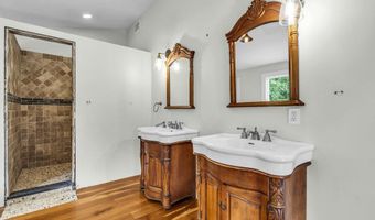 4 Oneida Ave, Atlantic Highlands, NJ 07716