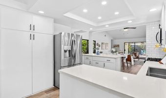 3305 Vivienda Cir, Carlsbad, CA 92009