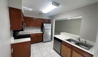 185 LAKESIDE HILLS Loop, Auburndale, FL 33823