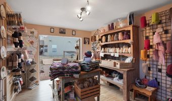 25 Arroyita, Algodones, NM 87001