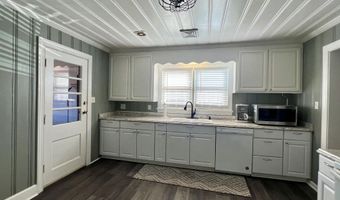 410 E Main St, Aulander, NC 27805