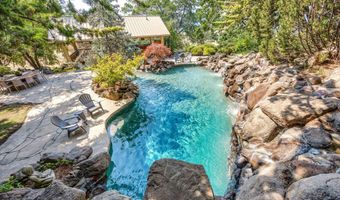 1440 E Nevada St, Ashland, OR 97520