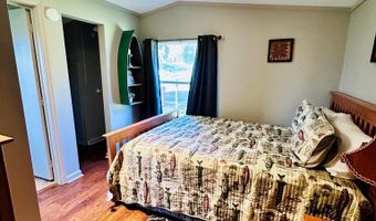 454 Bay City Rd, Apalachicola, FL 32320