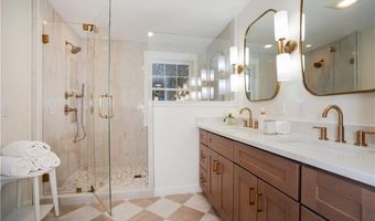 247 Glen Hill Dr, North Kingstown, RI 02874