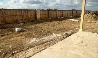 107 Peeps Ct, Adkins, TX 78101