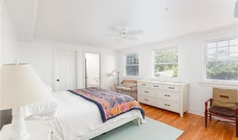 575 Tuckerman Ave 1, Middletown, RI 02842