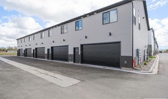 739 Curlew Dr, Ammon, ID 83406