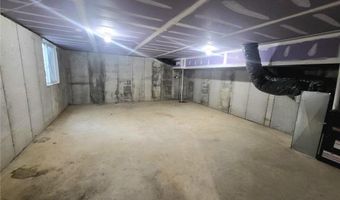 2159 S Poplar St, Allentown, PA 18103