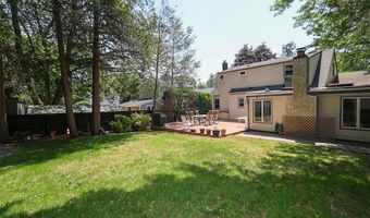 114 Hilldale Rd, Albertson, NY 11507