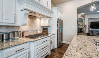 898 Clear Water Dr, Allen, TX 75013