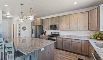 1046 W Hero Ct, Bluffdale, UT 84065