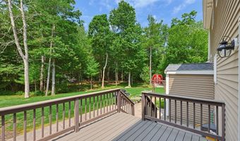 5 County St, Berkley, MA 02779