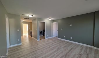 25501 EMERSON OAKS Dr, Aldie, VA 20105