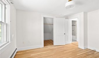 130 W Main St, North Kingstown, RI 02852