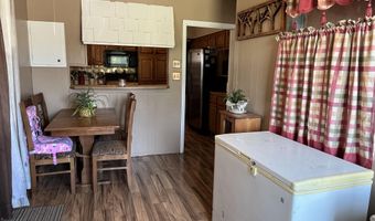 521 S 2nd St, Albia, IA 52531