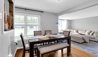 89 Olney Dr, Amherst, NY 14226