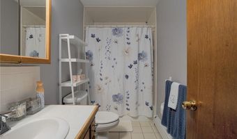 40 Red Oak Dr, Coventry, RI 02816