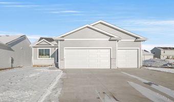 1761 Tuscany Dr SE, Altoona, IA 50009