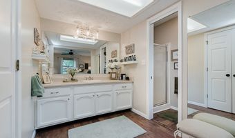 252 Bangor Dr, Indianapolis, IN 46227