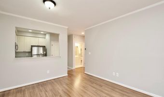2324 HENSHAW Pl 3, Alexandria, VA 22311