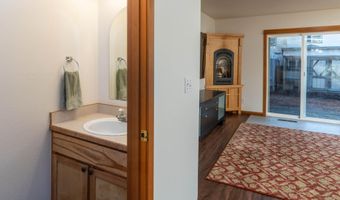 139 SE Roosevelt Ave, Bend, OR 97702