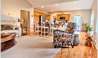 172 Merrill Rd, Campton, NH 03223