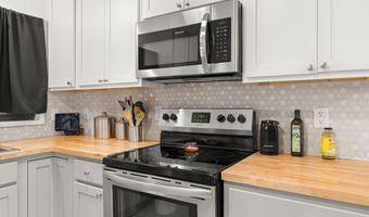 8402 INDIAN SCHOOL Rd NE, Albuquerque, NM 87110
