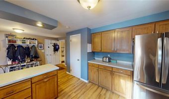 824 Minnie Maddern St, Albert Lea, MN 56007